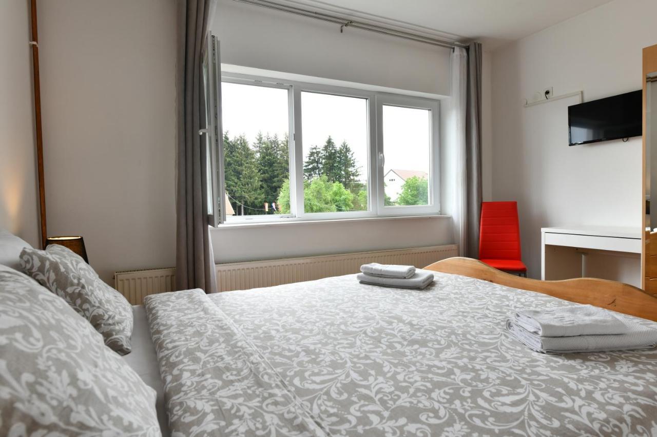 Apartment Marija Zupan Rakovica Ngoại thất bức ảnh